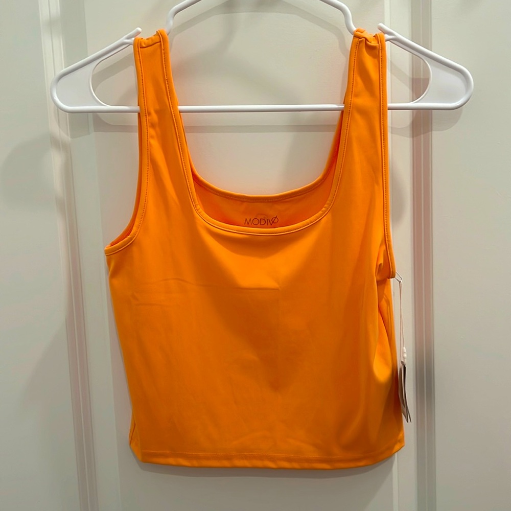 NEW Modiv Medium Cropped Top